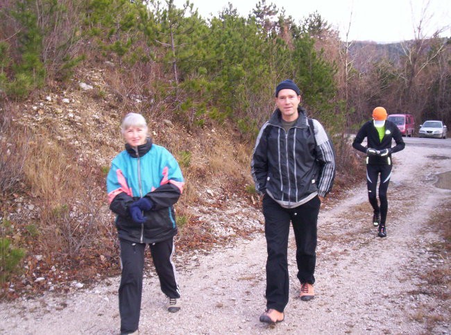 tudi sestra Darinka in njen Polde sta tukaj