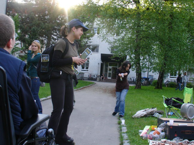 Piknik doma pet - maj 2008 - foto povečava