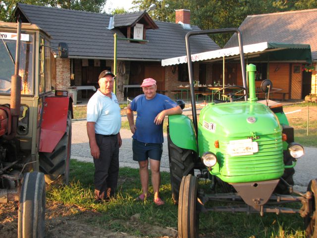 DRUŠTVO OLDTIMER STARA GORA  NA GRÜNTU  - foto