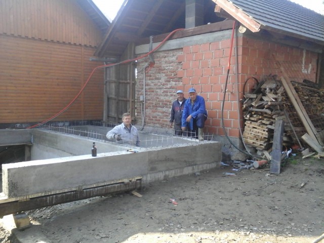 OD TEMELJEV ... DO STREHE - foto