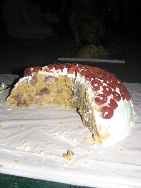 Tako nekako je zgledala moja torta (od znotraj) ;-)
