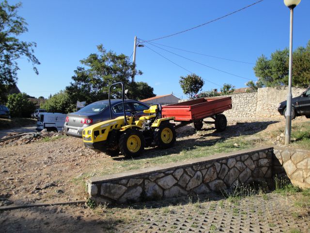 Traktorji iz otoka Cres, Lošinj - foto