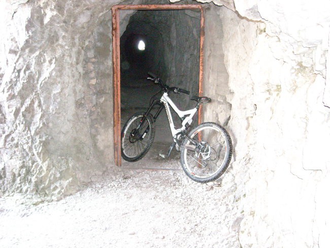 Bornovi tuneli - Prevala - foto povečava