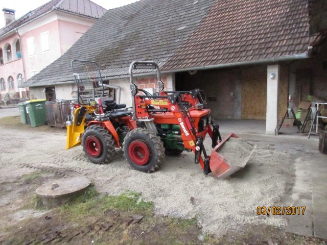 Goldoni universal 230 sprednji nakladač - foto