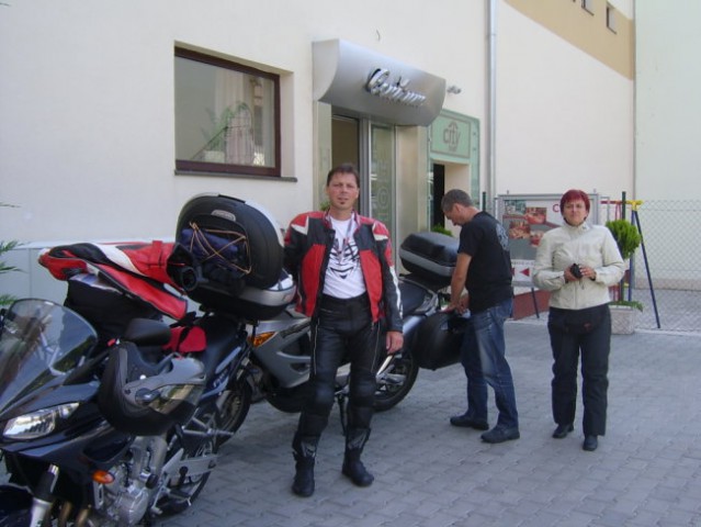 Nitra (SL)
tretji dan, odhod izpred hotela
