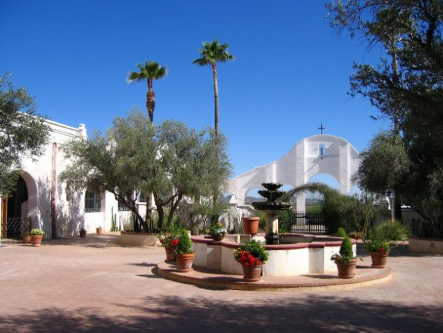 Samostan pri Tucsonu, Arizona