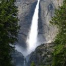 drugi najvišji slap na svetu - Yosemite Fall
