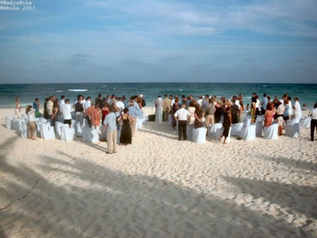 Poroka na plaži