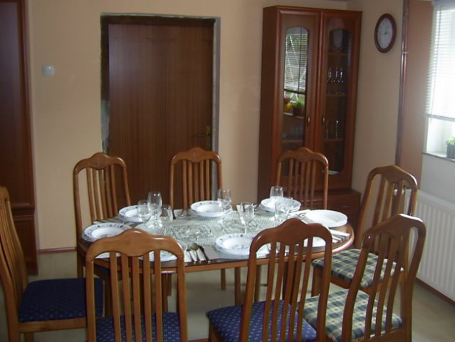 Kuhinja in dnevna soba - foto