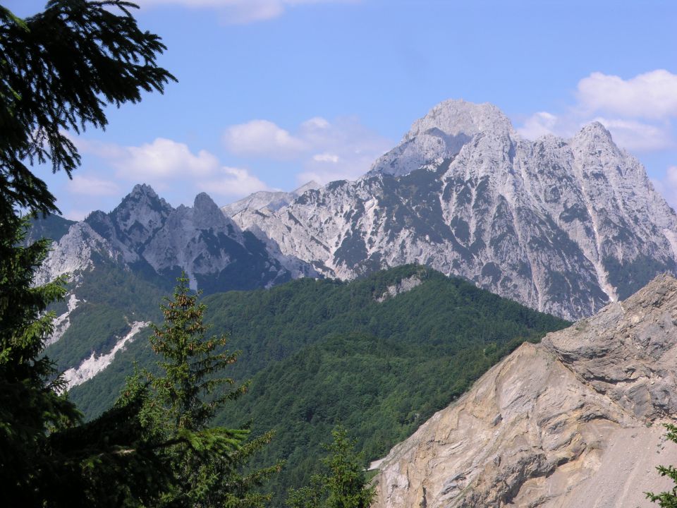 razgled na Vrtačo in naprej