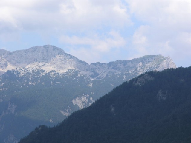 Kalška gora in greben na drugi strani bistriške doline