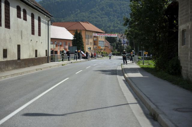 Gasilski vodomet--špalir - foto povečava