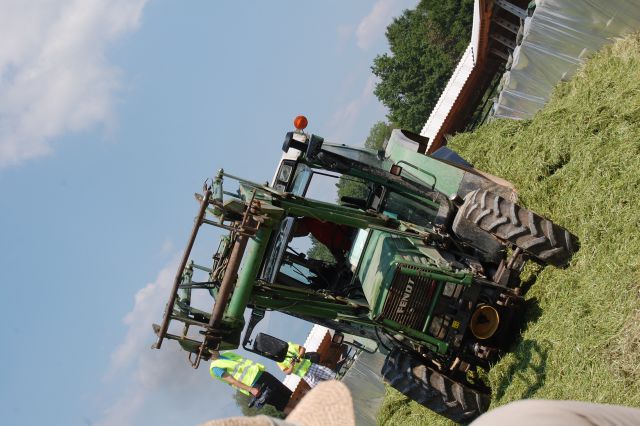 Demo košnja Komenda - foto