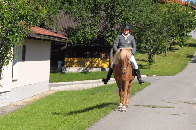 Trnje 2012 - foto povečava