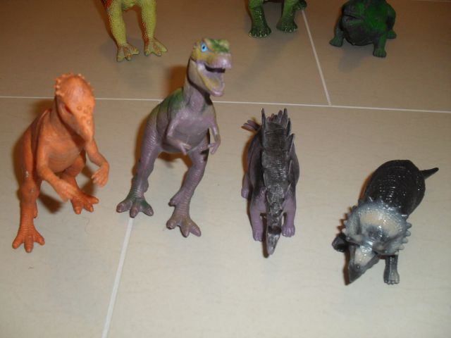 Dinozavri - foto