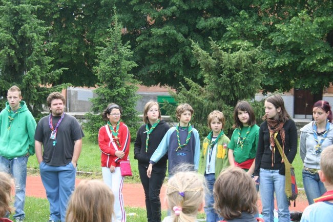 TABORNIŠTVO – NAČIN ŽIVLJENJA

 

Na kratko o ZTS (Zvezi tabornikov Slovenije)  