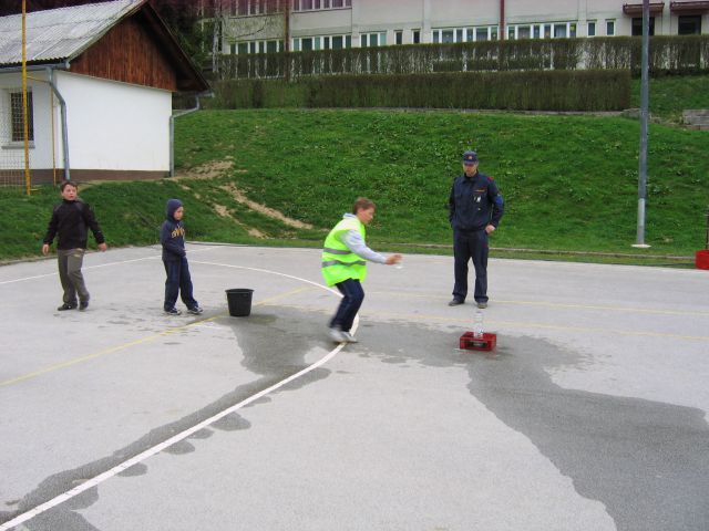 Tekm.mladine v orientaciji Podčetrtek 2010 - foto