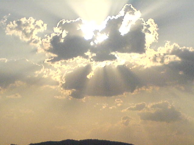 Sonček za oblakom
