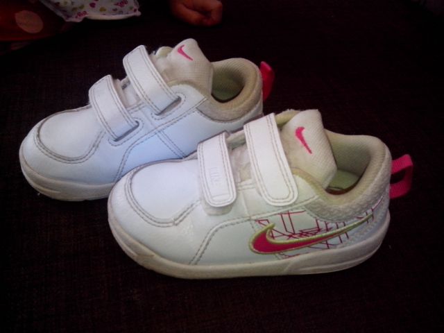 Nike št.23.5,....10€
