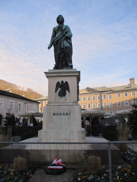 Praznični Salzburg 2022 in 2015 - foto