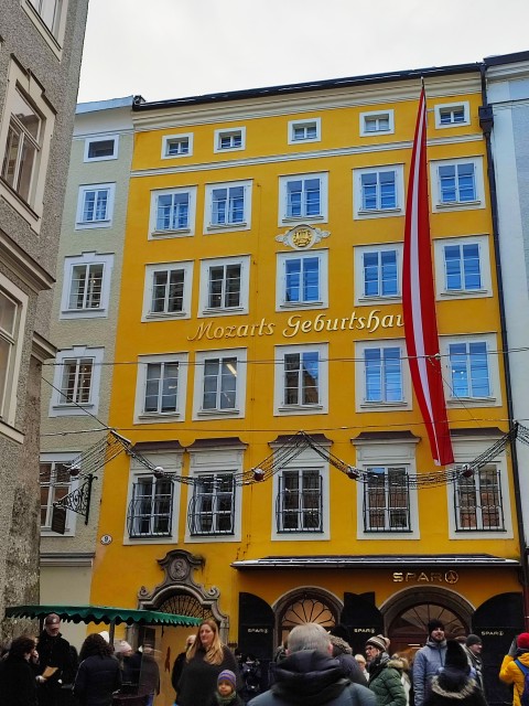 Praznični Salzburg 2022 in 2015 - foto