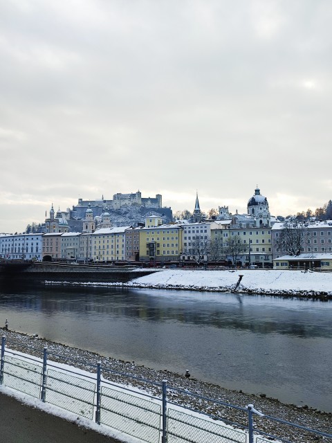 Praznični Salzburg 2022 in 2015 - foto