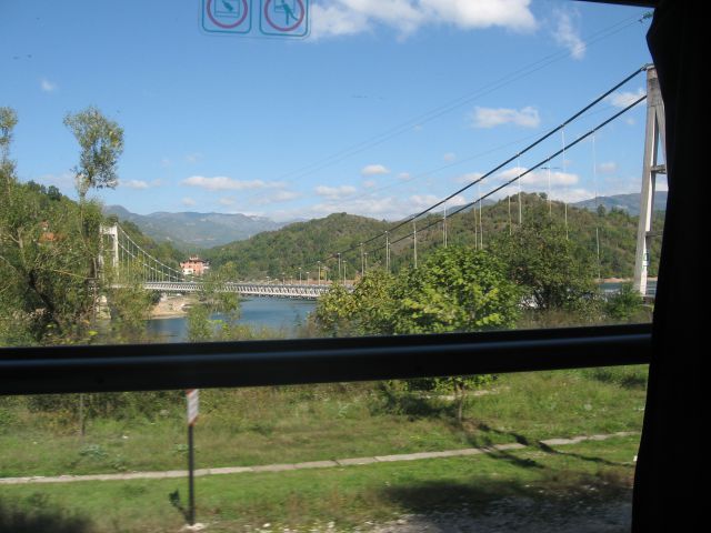 Mandarinca vlak v dolino reke Neretve - foto