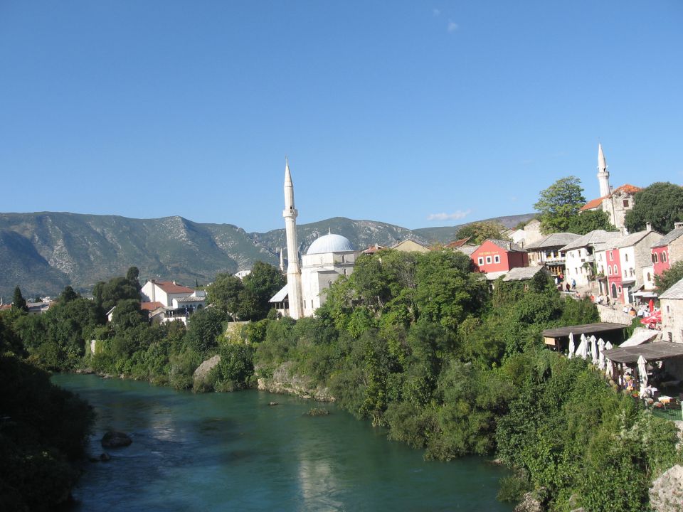 Mandarinca vlak v dolino reke Neretve - foto povečava