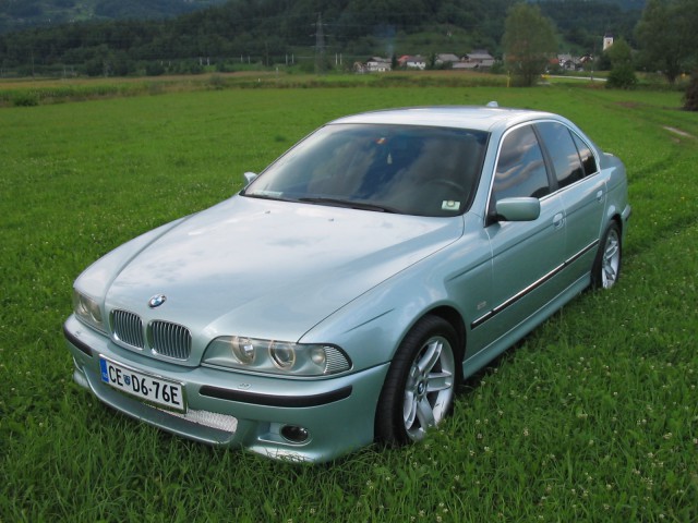 My BMW 528iA - foto