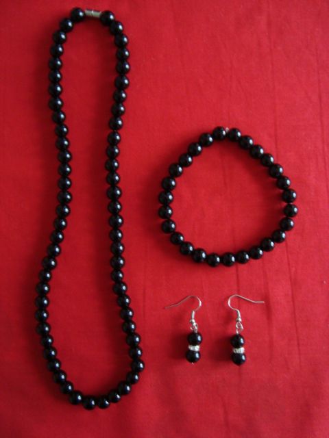 Nov 3-delni set nakita iz akrilnih perl