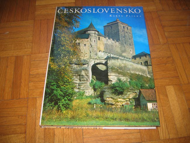Československo - Karel Plicka. Izdala založba Osveta, leta 1979.