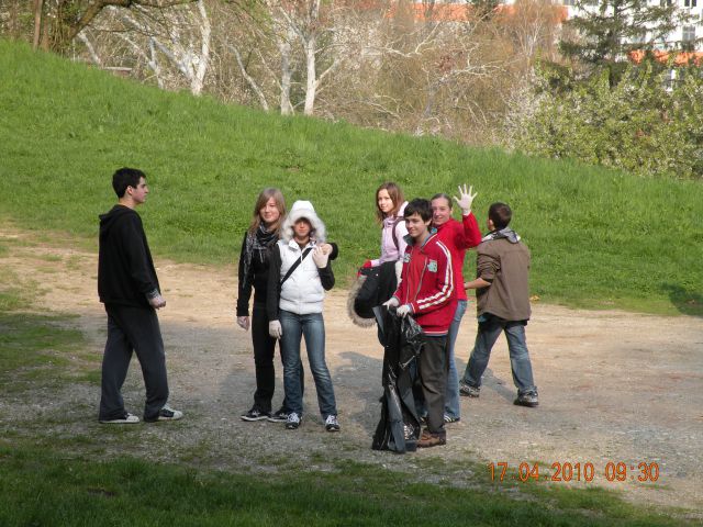 Očistimo slovenijo-OŠ olge Meglič Ptuj - foto