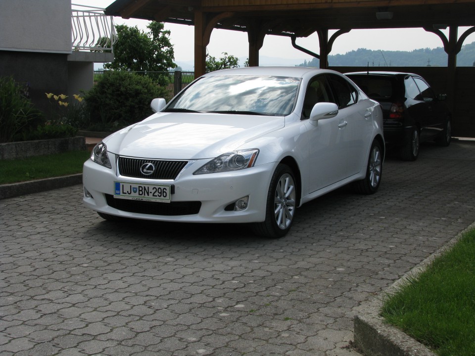 Lexus si220d - foto povečava