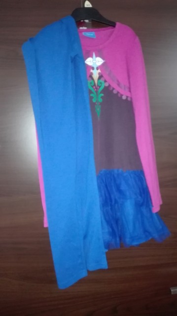 Komplet vel. 12, 10 EUR