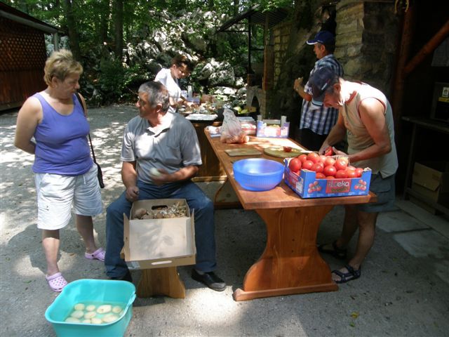 Piknik Pečine 21.8.2010 - foto