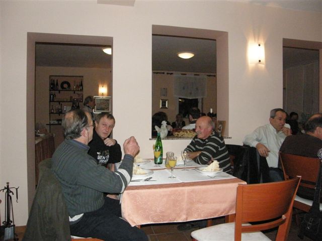 Prednovoletna večerja v Poljubinju 18.12.2010 - foto povečava