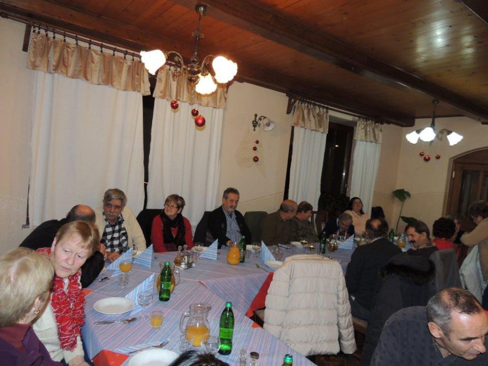 Novoletna večerja v Trebuši 19.12.2015 - foto povečava