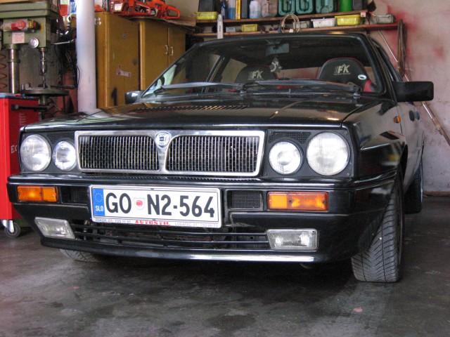 Lancia delta - foto