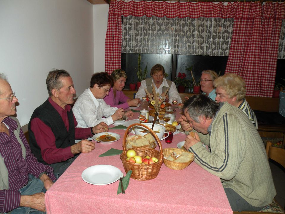 srečanje pevcev in godcev