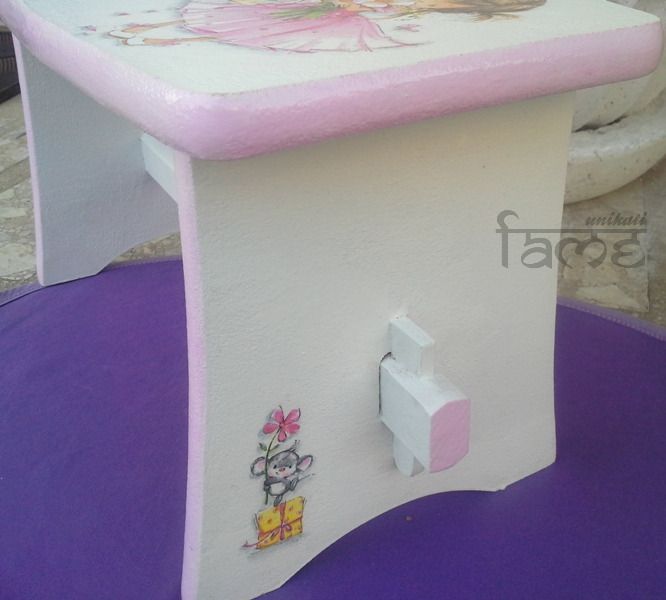 lesena pručka Punčka1