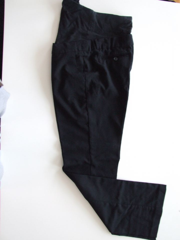 elegantne nosečniške hlače 42/44, H&M, 8€,