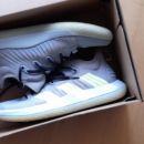 42 Adidas Stabil, zelo lepo ohranjene. 6€.