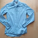 S srajca Tommy Hilfiger, original, kot nova. 10€.