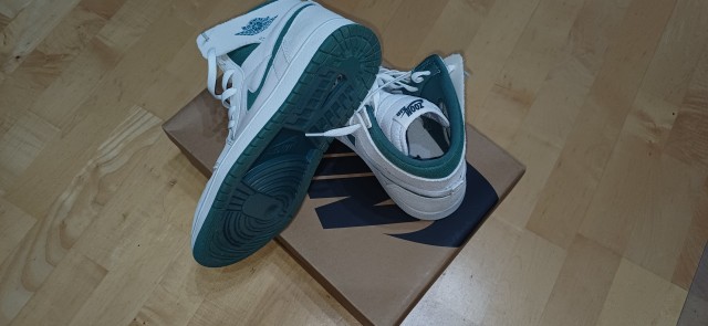 44,5 Nike Jordan. original. kot novi. 30€. - foto