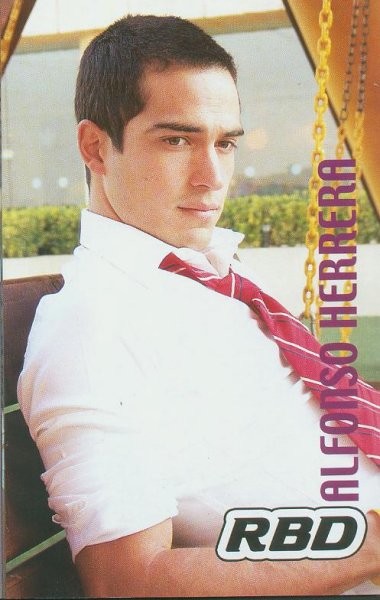 ALFONSO HERRERA -  MIGUEL ARANGO - foto