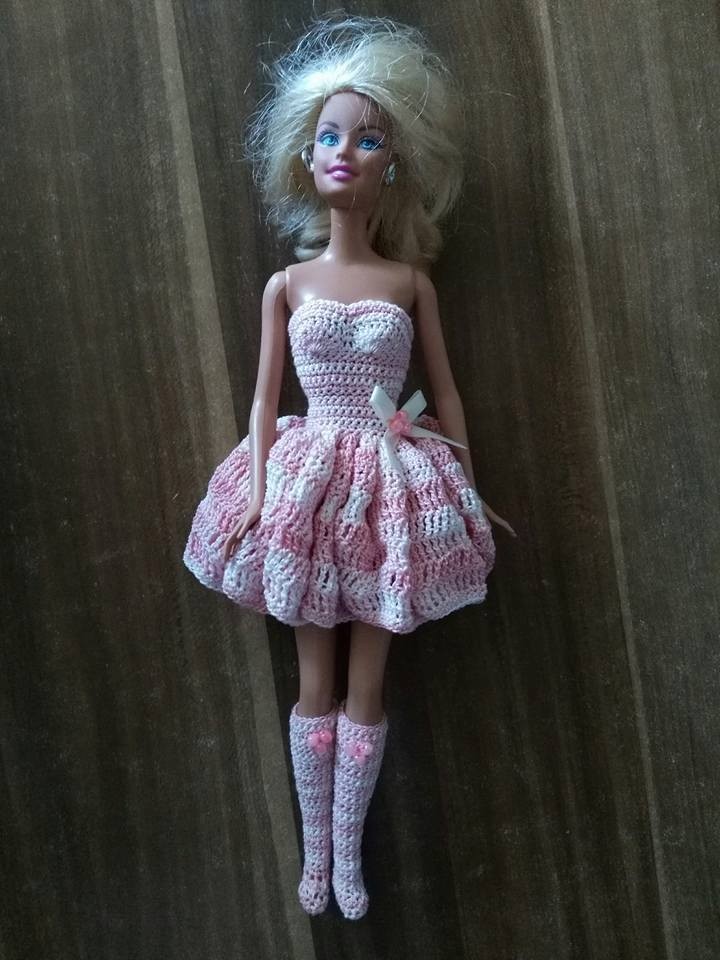 Barbie oblačila - novejša - foto povečava