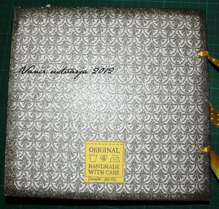 Mini album # 19/2012 - foto povečava