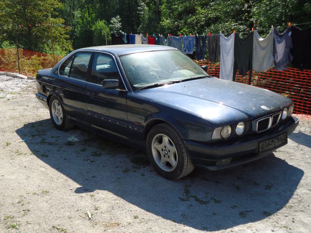 E34 525i,95 - foto