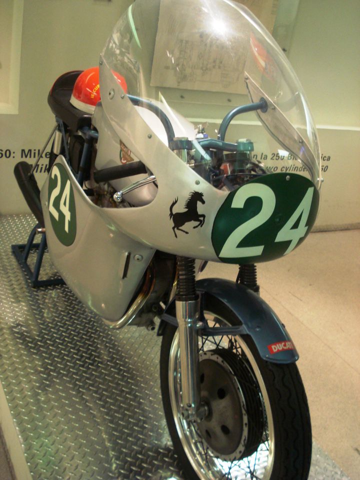 Alfa romeo & ducati museum - foto povečava