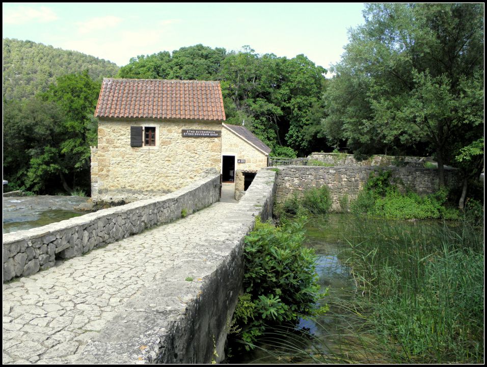 Pakoštane - Slapovi Krke - foto povečava